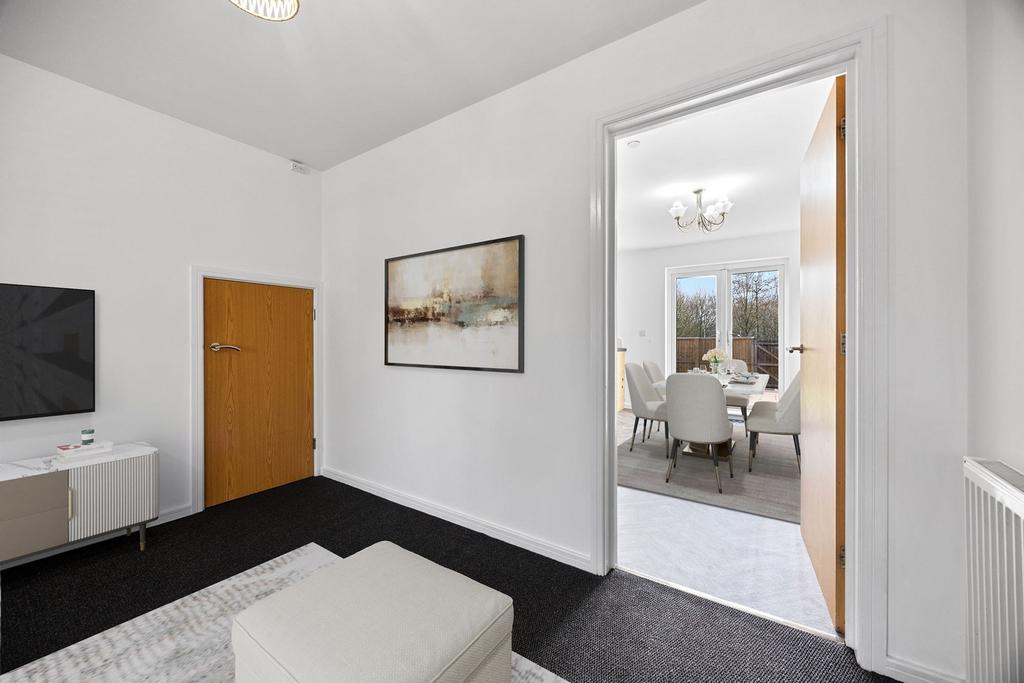 Lounge to Kitchen