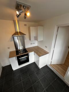 2 bedroom ground floor flat to rent, The Brent, Dartford DA1