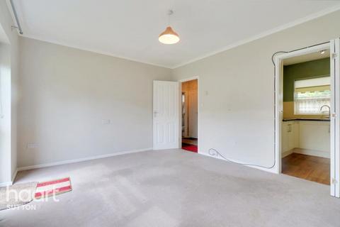 undefined, Worcester Road, SUTTON