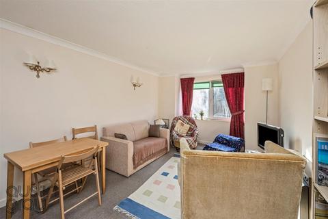 1 bedroom flat for sale, Dyke Road, Brighton