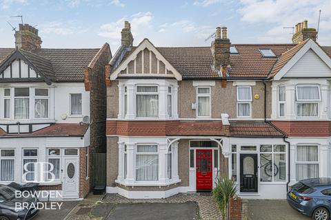 3 bedroom end of terrace house for sale - Colenso Road, Newbury Park, IG2