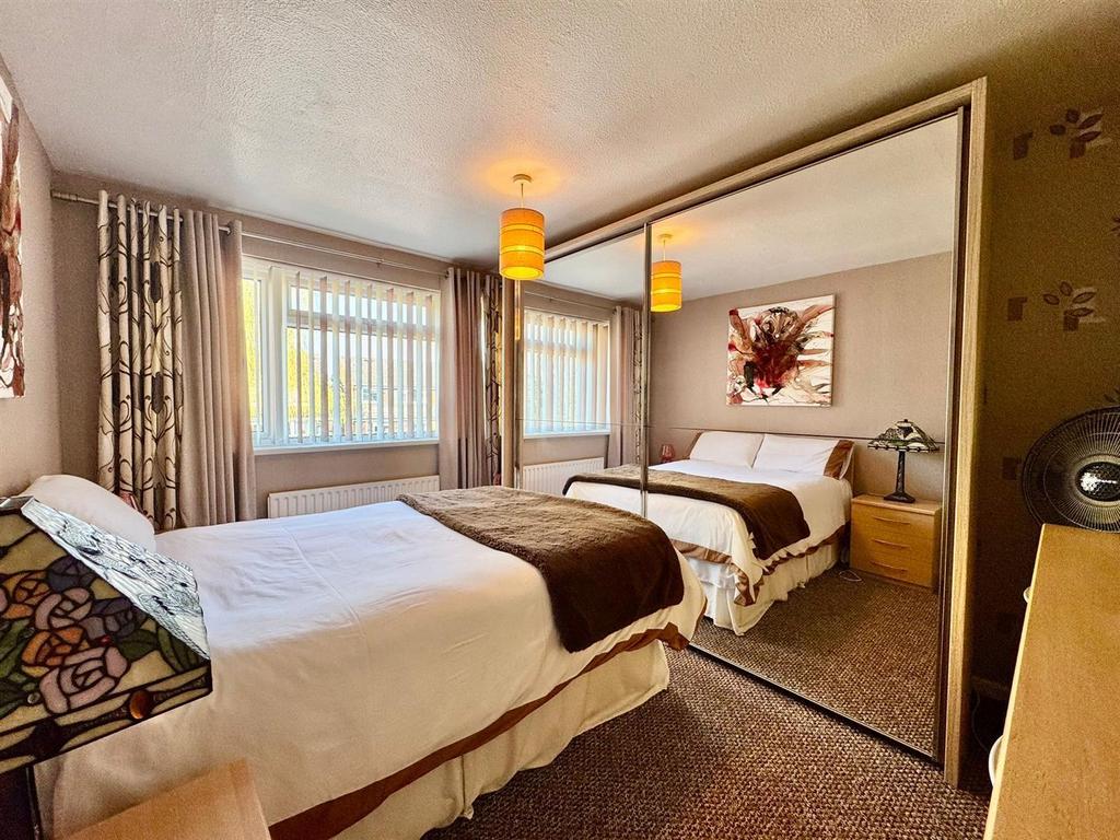 Bedroom 2.jpeg