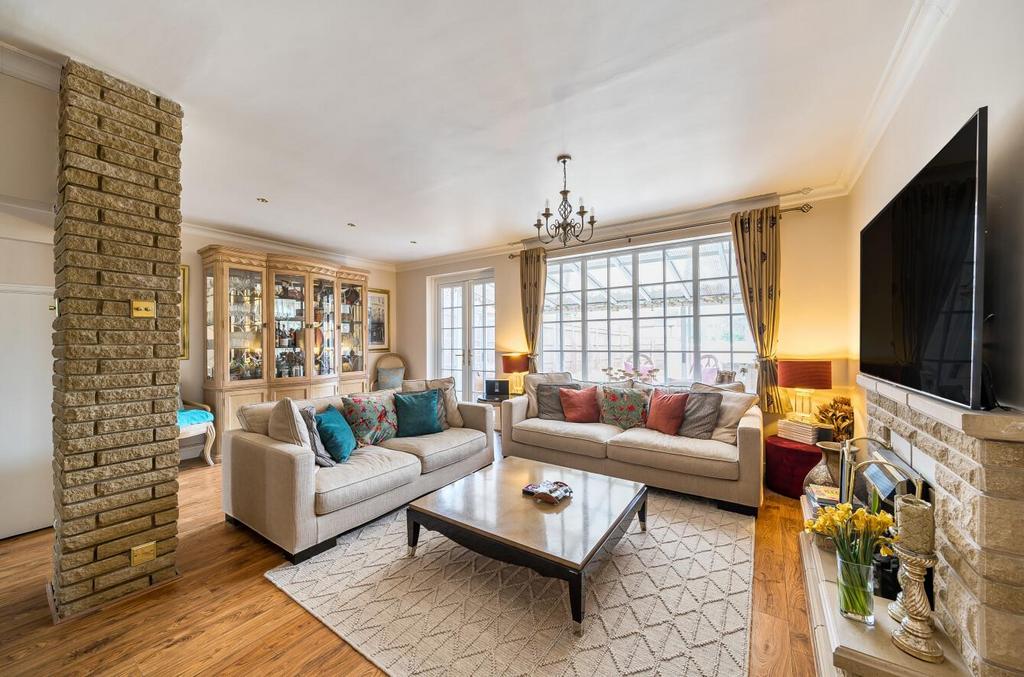 Davidson Frost-Wellings, DFW, Stanmore Hill, Stanm