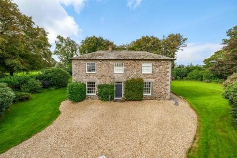 5 bedroom detached house for sale, Treneglos, Launceston