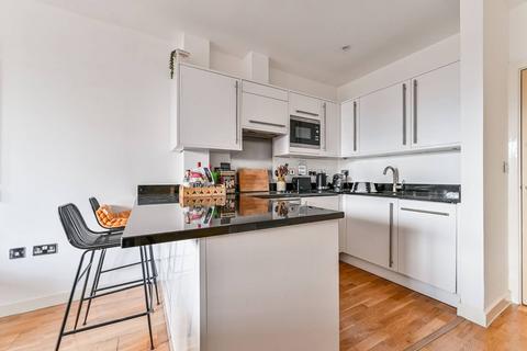 2 bedroom flat for sale, Prebend Street, London, N1, Islington, London, N1