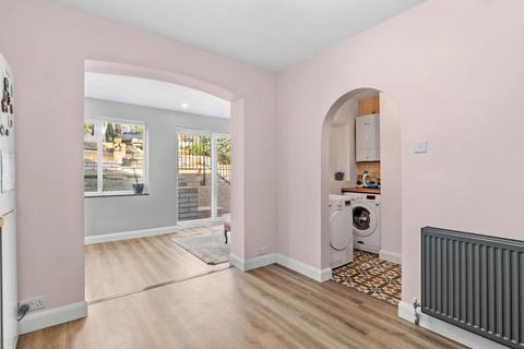 undefined, 15 Elbury Park Road, Worcester. WR4 9BG