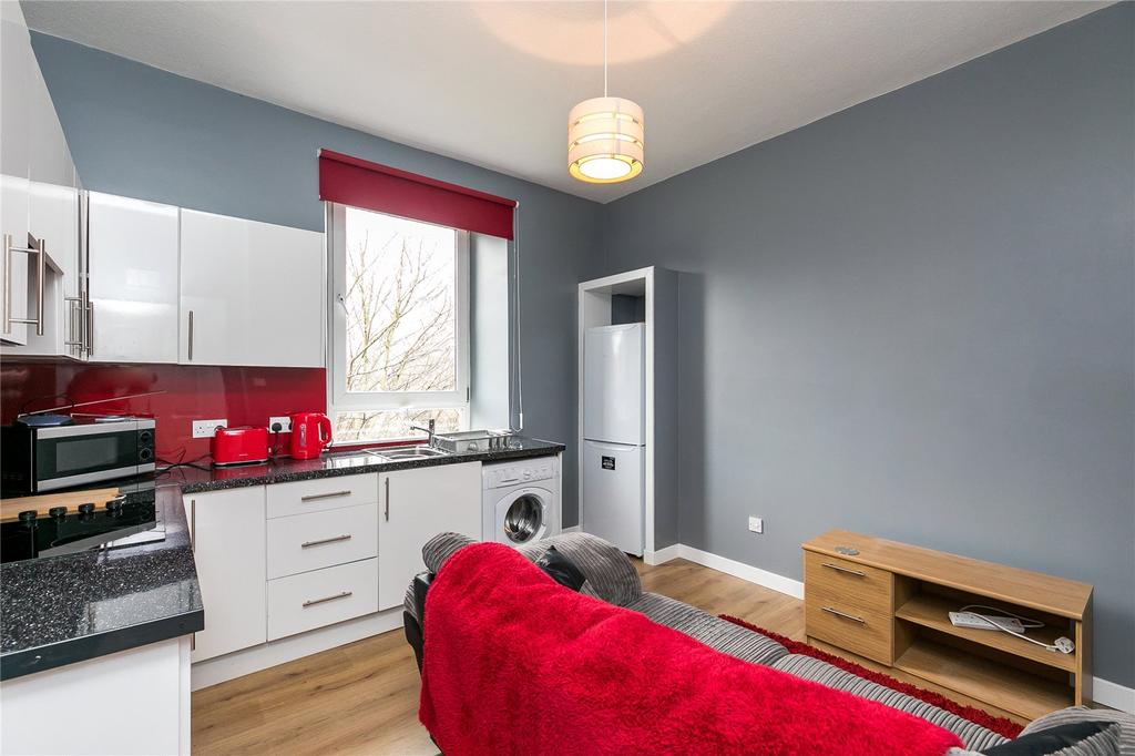 Lounge/Kitchen