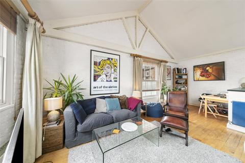 3 bedroom end of terrace house for sale, Creek Cottages, Creek Road, East Molesey, Surrey, KT8
