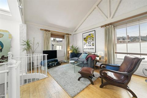 3 bedroom end of terrace house for sale, Creek Cottages, Creek Road, East Molesey, Surrey, KT8