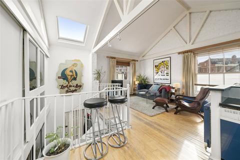 3 bedroom end of terrace house for sale, Creek Cottages, Creek Road, East Molesey, Surrey, KT8