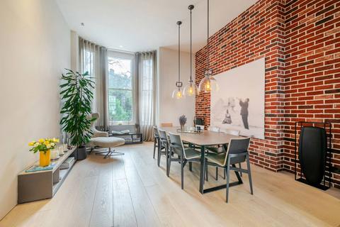 3 bedroom maisonette for sale, Stanley Crescent, Notting Hill, London, W11