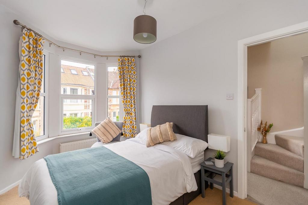1 E6 RAV - Bedroom E.jpg