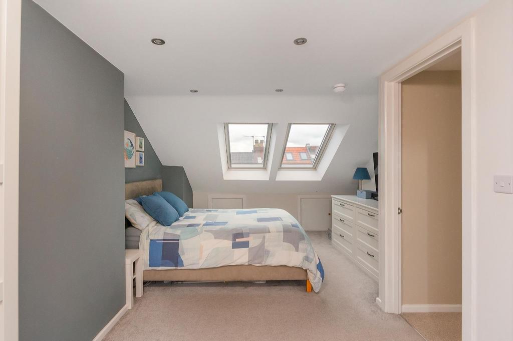 1 E6 RAV - Bedroom I.jpg