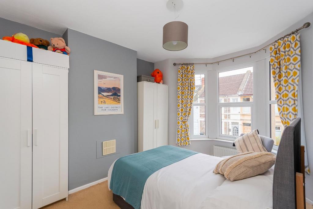 1 E6 RAV - Bedroom F.jpg