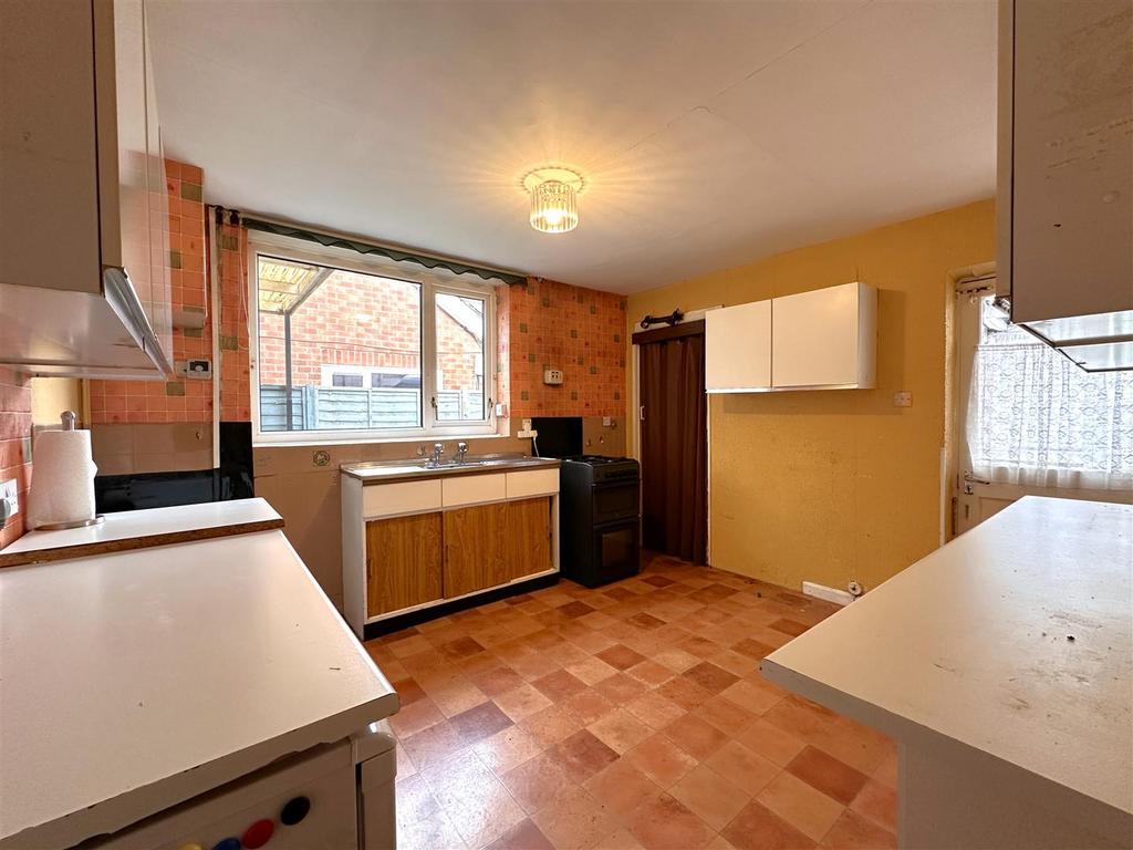 Kitchen 708