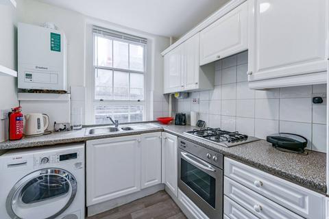 2 bedroom flat to rent, Gilbert Street, Mayfair, London, W1K