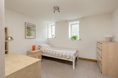 undefined, 10/1 Springvalley Gardens, Edinburgh, EH10 4QG