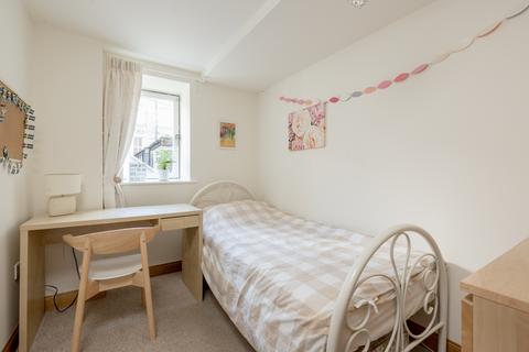undefined, 10/1 Springvalley Gardens, Edinburgh, EH10 4QG
