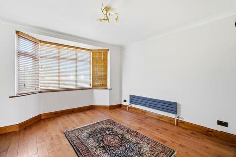 3 bedroom detached house for sale, Watford Road, Hertfordshire AL2