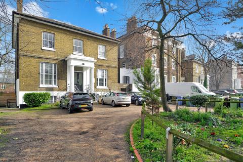 1 bedroom apartment for sale, Denmark Hill, Camberwell, SE5