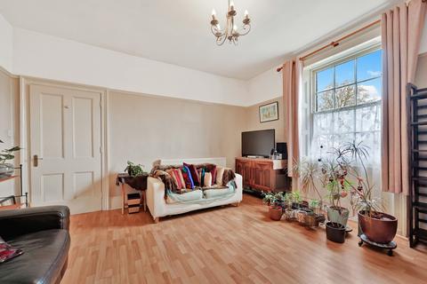 1 bedroom apartment for sale, Denmark Hill, Camberwell, SE5