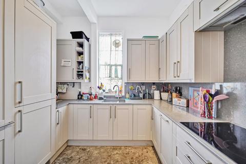 1 bedroom apartment for sale, Denmark Hill, Camberwell, SE5