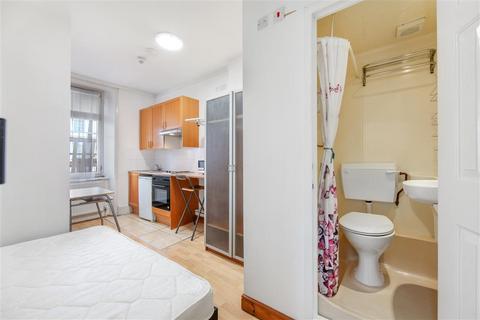 Studio to rent, St. Georges Drive, SW1V