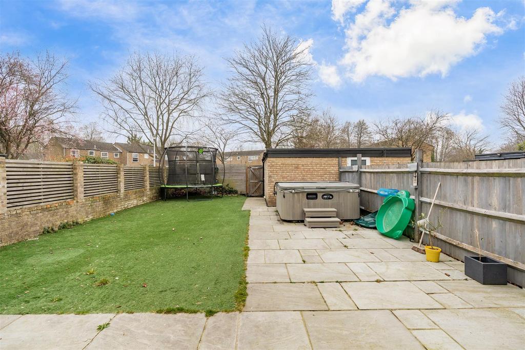 112 Caling Croft-HR48.jpg