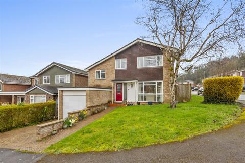 4 bedroom detached house for sale, Warren Wood Drive, High Wycombe HP11