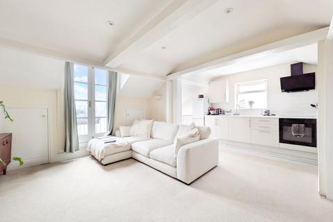 2 bedroom flat to rent, Rosendale Road, London, SE21