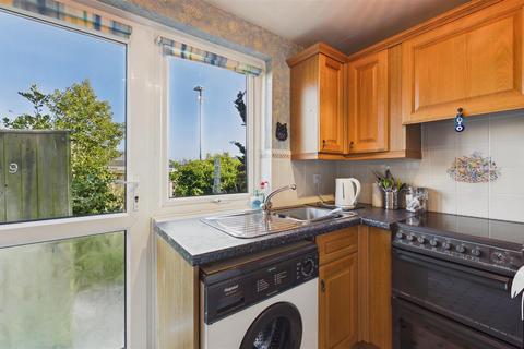 2 bedroom flat for sale, Merrington Close, Moorside, Sunderland