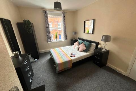 undefined, Granby Place, Leeds LS6