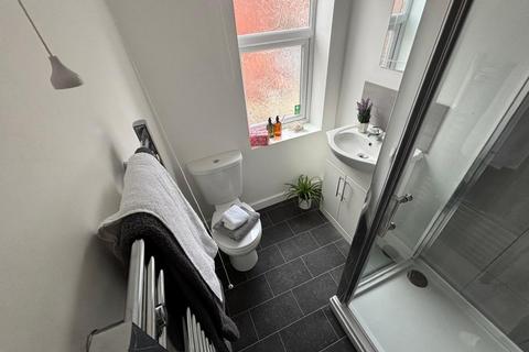 undefined, Granby Place, Leeds LS6