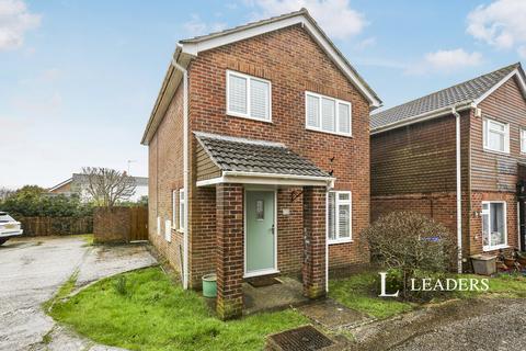3 bedroom house to rent, Garstons Close, Fareham, PO14