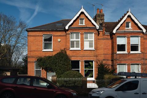 5 bedroom end of terrace house for sale, Canonbie Road, London SE23