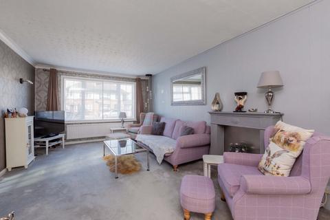 undefined, Cottesbrooke Close, Colnbrook SL3