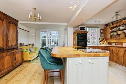 4 bedroom detached house for sale, Carters Corner, Hailsham