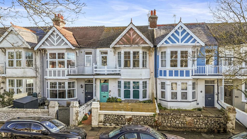 2, 42 Alexandra Road-001.JPG