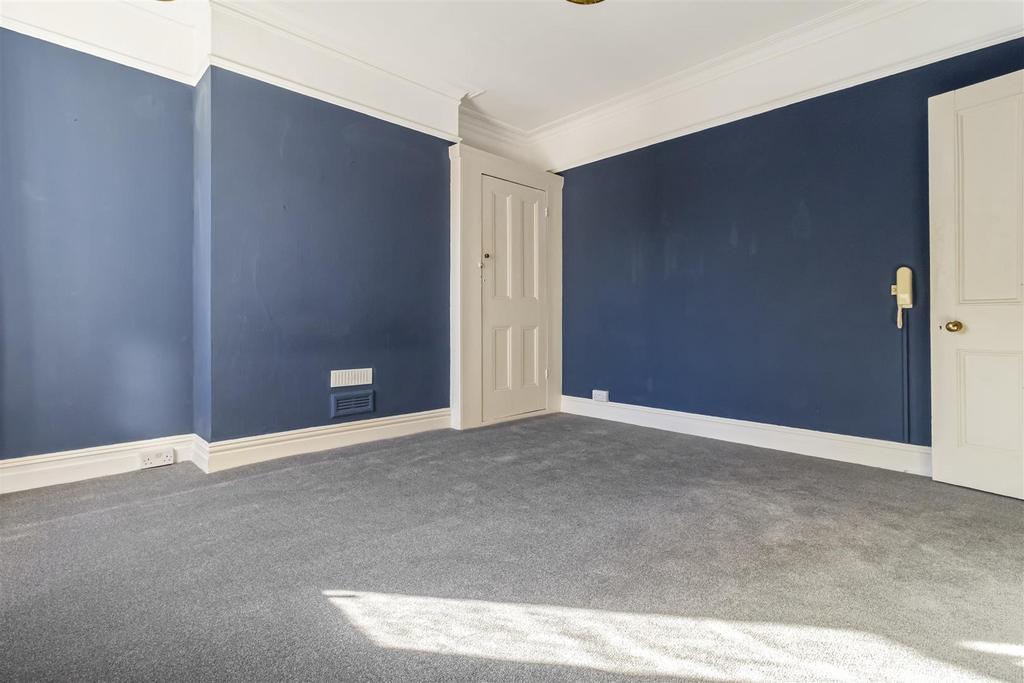 2, 42 Alexandra Road-010.JPG