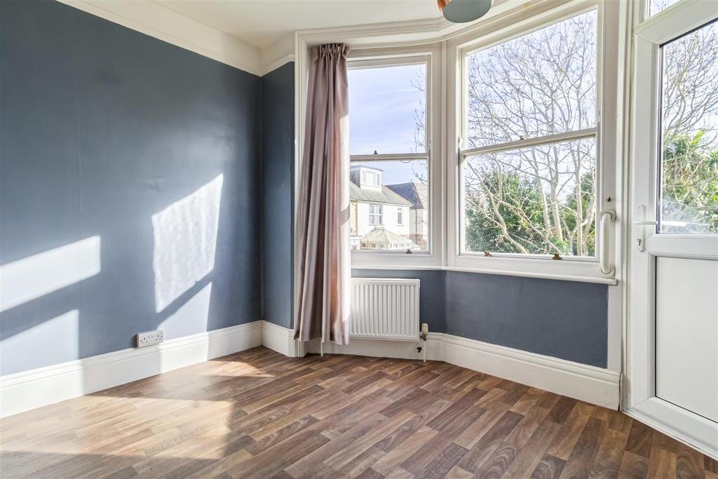 2, 42 Alexandra Road-016.JPG