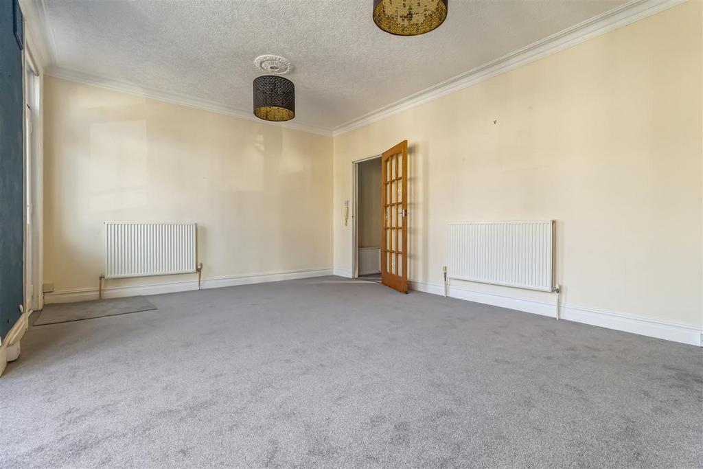 2, 42 Alexandra Road-007.JPG