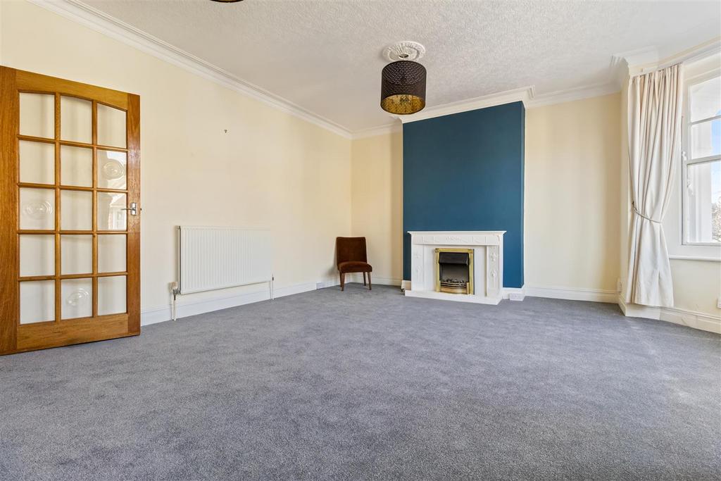 2, 42 Alexandra Road-005.JPG