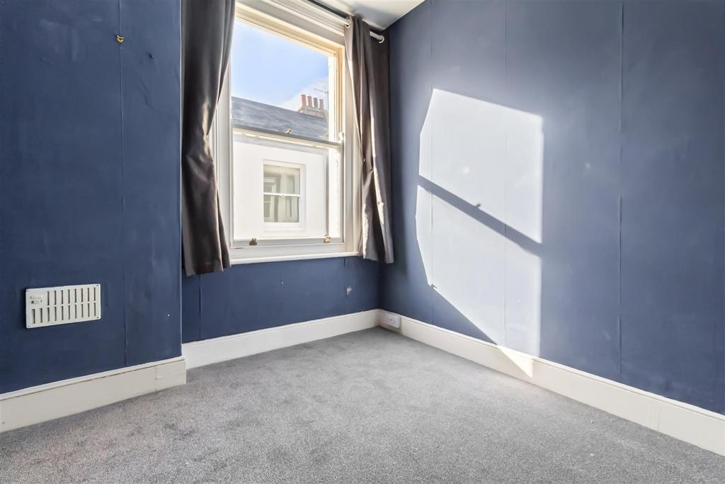 2, 42 Alexandra Road-012.JPG
