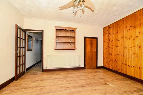 undefined, Winifred Street, Swindon