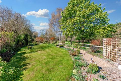 undefined, East Side, North Littleton, Evesham