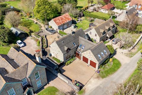 undefined, East Side, North Littleton, Evesham