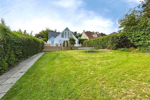 4 bedroom detached house for sale, Winchelsea Lane, East Sussex TN35