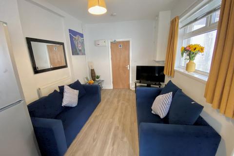 5 bedroom terraced house to rent, Rhondda Street, Swansea, SA1