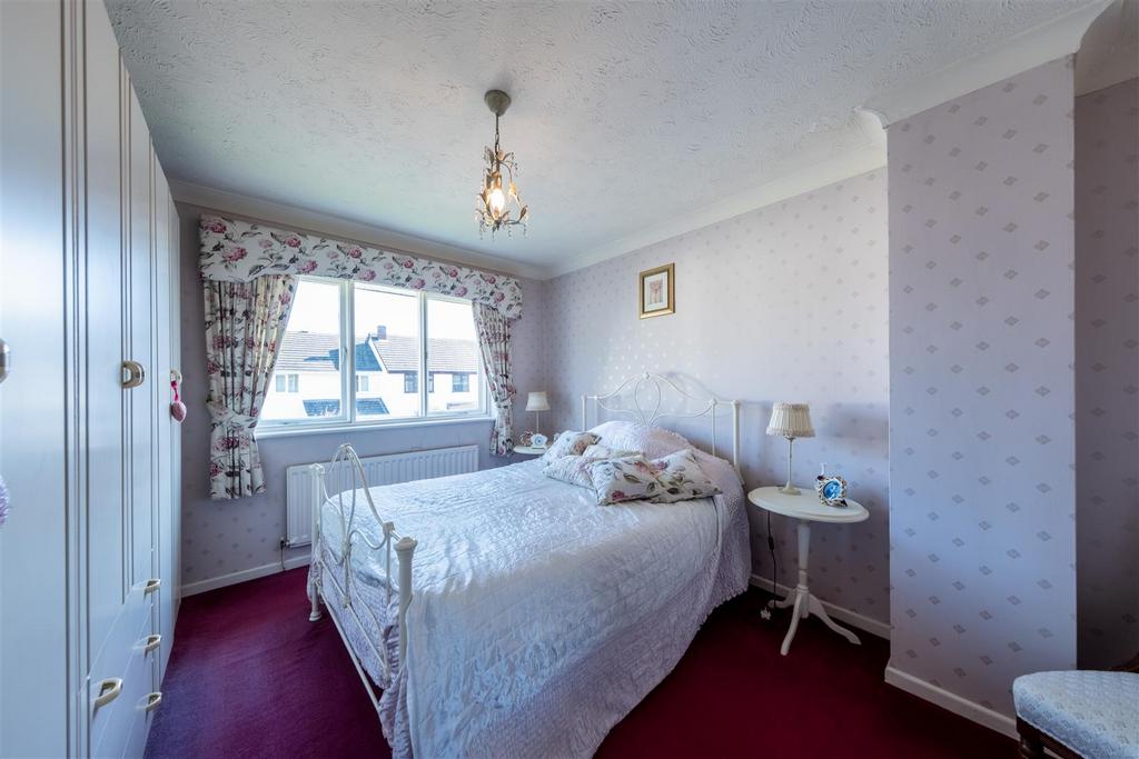20 Woodlands Way-011.jpg