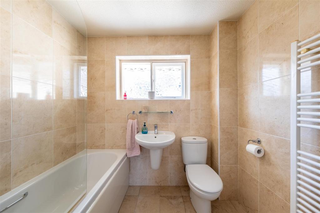20 Woodlands Way-017.jpg